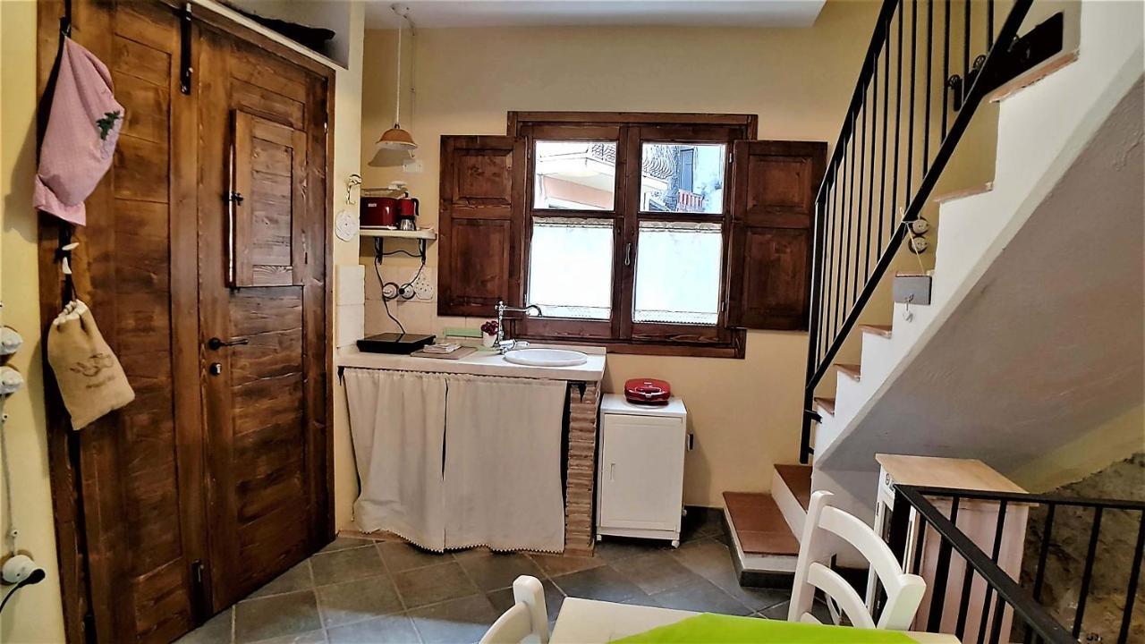 Casa Vacanza La Posadina Baunei Eksteriør billede