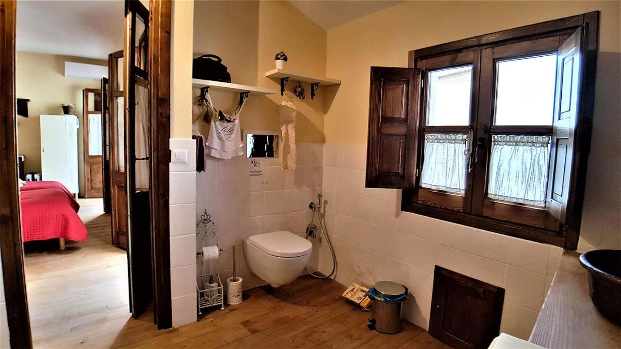 Casa Vacanza La Posadina Baunei Eksteriør billede