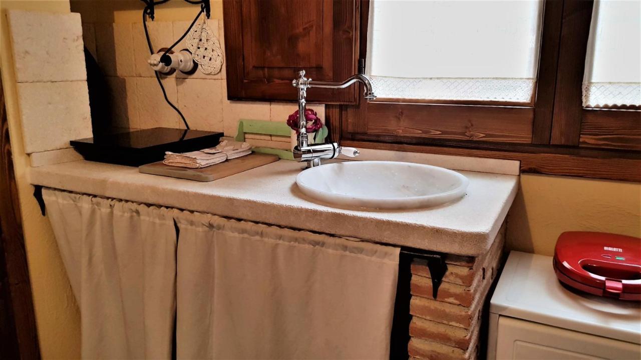 Casa Vacanza La Posadina Baunei Eksteriør billede