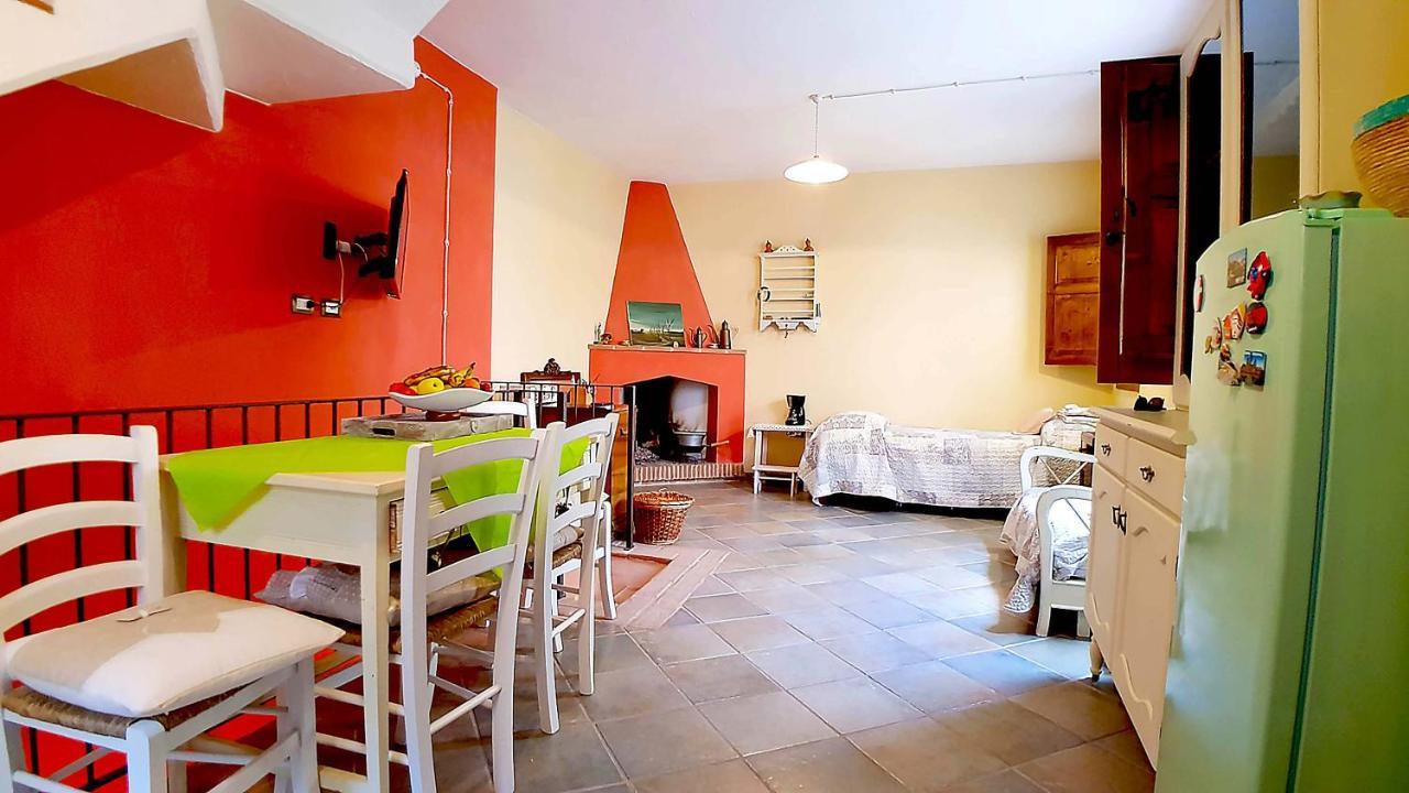Casa Vacanza La Posadina Baunei Eksteriør billede