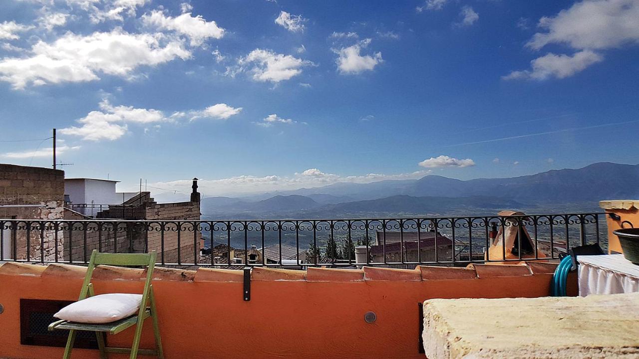 Casa Vacanza La Posadina Baunei Eksteriør billede